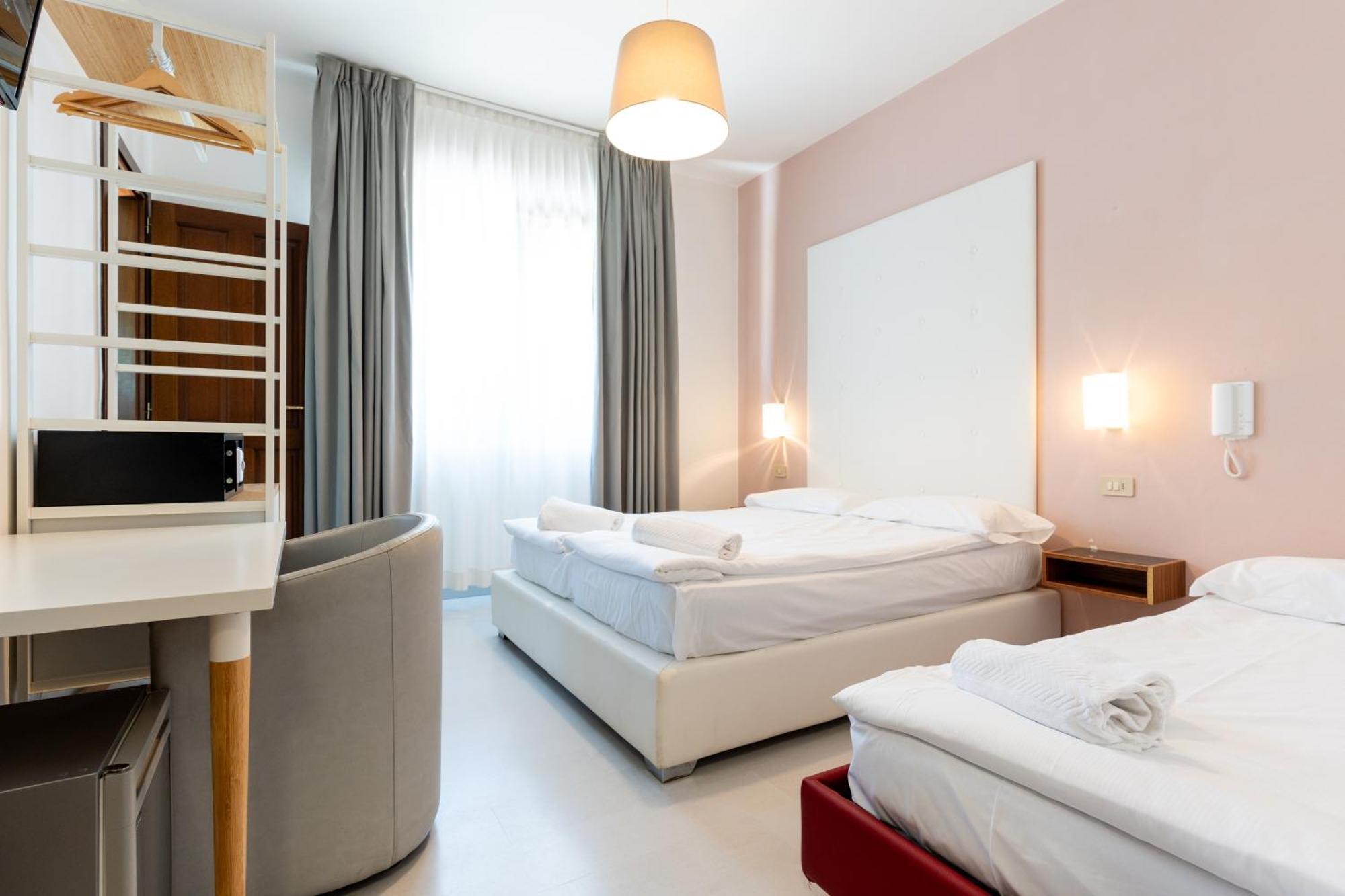 Regina Hotel 3*